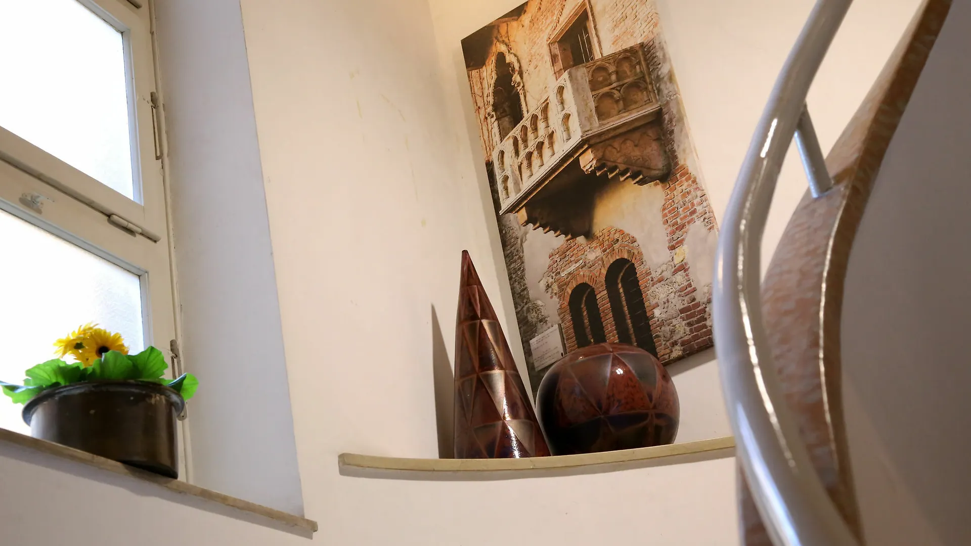 Juliette House Rooms Βερόνα Bed and Breakfast